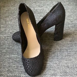 Wonderful Elegant floral Shoes. NINE WEST heals